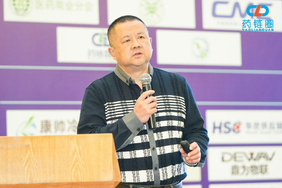 吴巍.jpg 图片